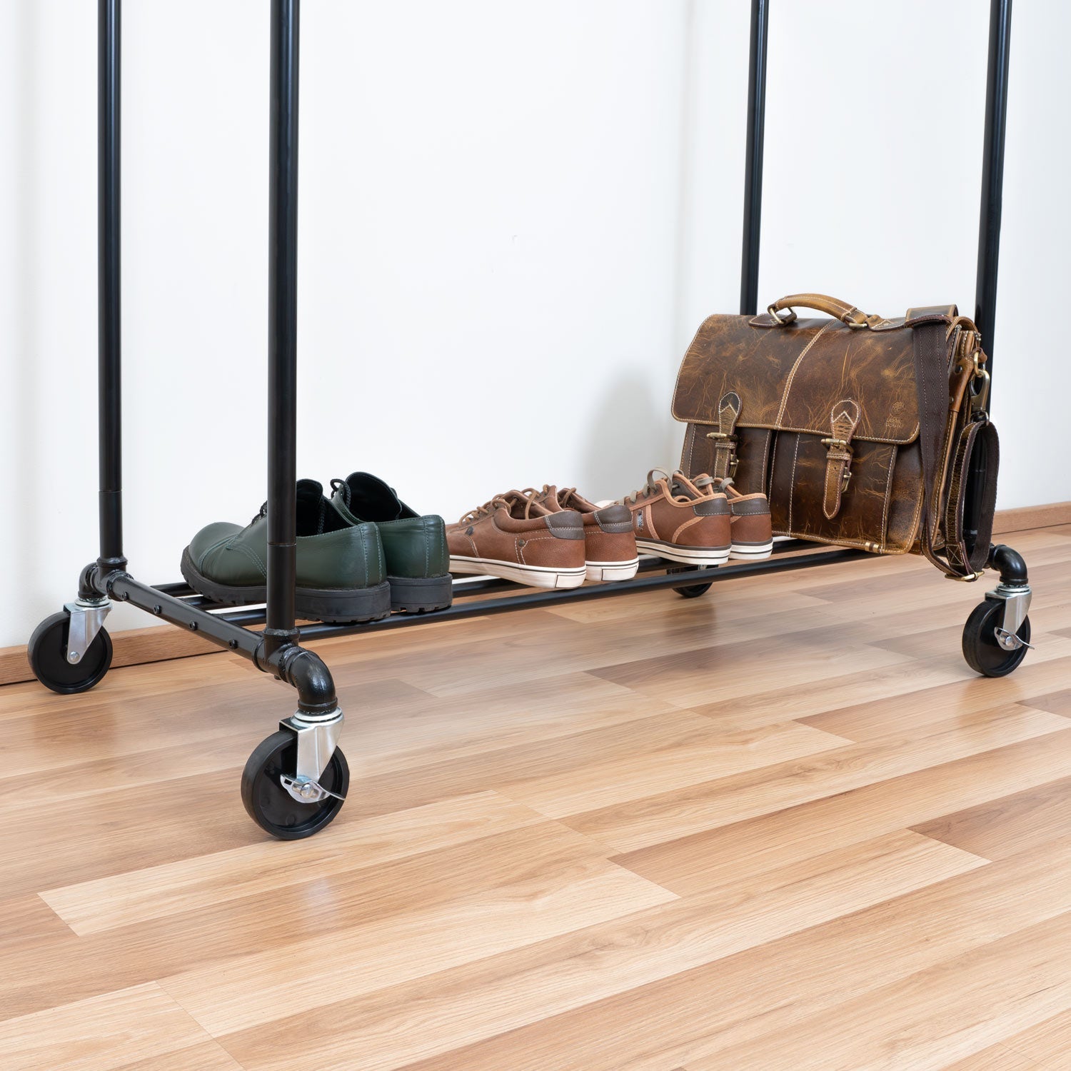 Clothes Rack, Heavy Duty Clothes Rail, Holds up to 110 Kg, on Wheels with 2 Rods and Shelf, Black, Tatkraft Pantera, 2